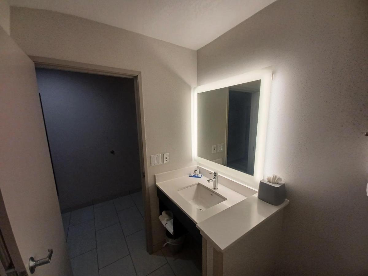 Holiday Inn Express & Suites Lincoln City By Ihg Ngoại thất bức ảnh
