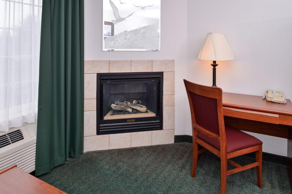 Holiday Inn Express & Suites Lincoln City By Ihg Ngoại thất bức ảnh