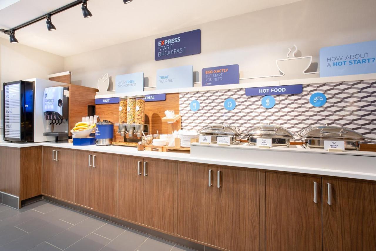 Holiday Inn Express & Suites Lincoln City By Ihg Ngoại thất bức ảnh