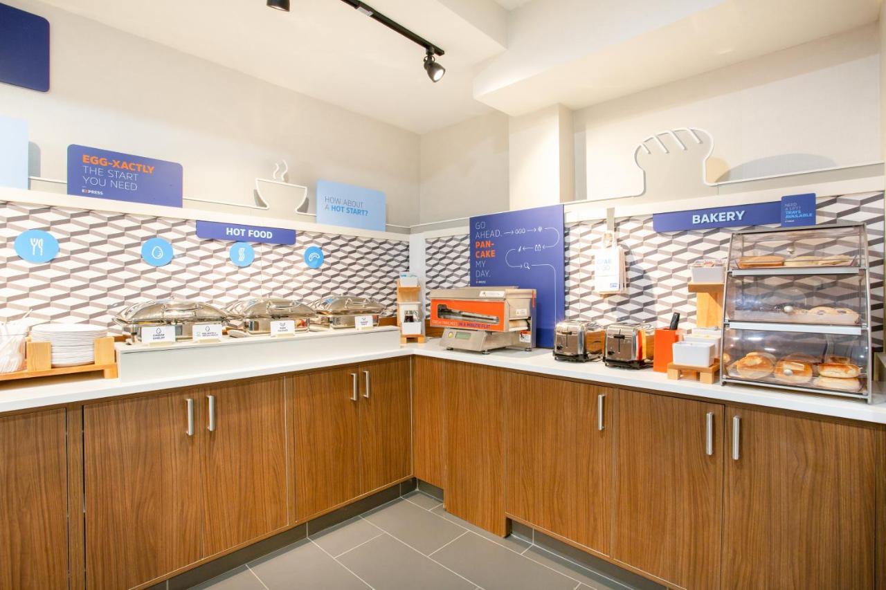 Holiday Inn Express & Suites Lincoln City By Ihg Ngoại thất bức ảnh
